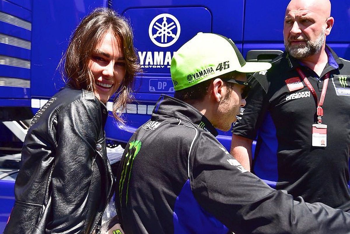 Iubita lui Valentino Rossi dezvăluie abuzurile îndurate în MotoGP: „Dacă doar arăți frumos și ești proastă, atunci ești terminată!”