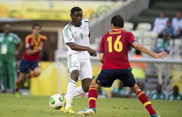 Autoportretul noului atacant de la Dinamo: „Alerg foarte repede! Muncesc la antrenament și acasă doar mă relaxez, pentru că am calități native”