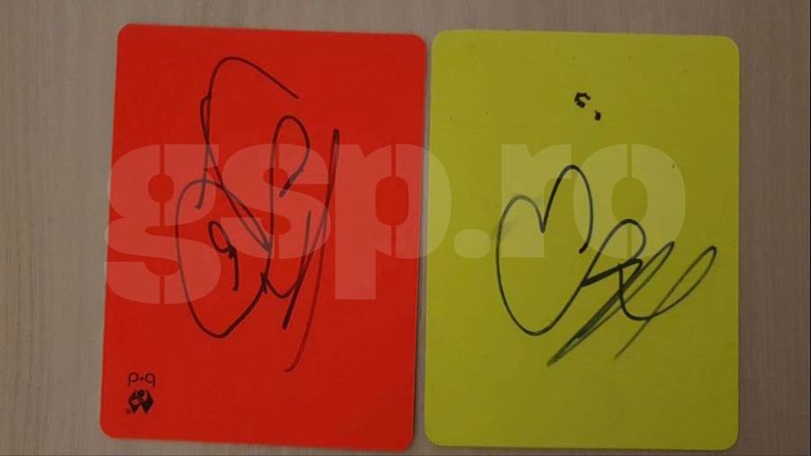 Autografele luate de Șovre Solidaritate fantastică! Oameni importanți din fotbal sunt alături de Octavian Șovre și donează tricouri pentru a ajuta bolnavii de autism