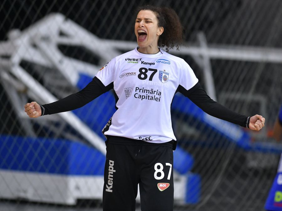 Jelena Grubisici joacă de 6 ani la București, dar va pleca în vară Jelena Grubisici joacă de 6 ani la București, dar va pleca în vară