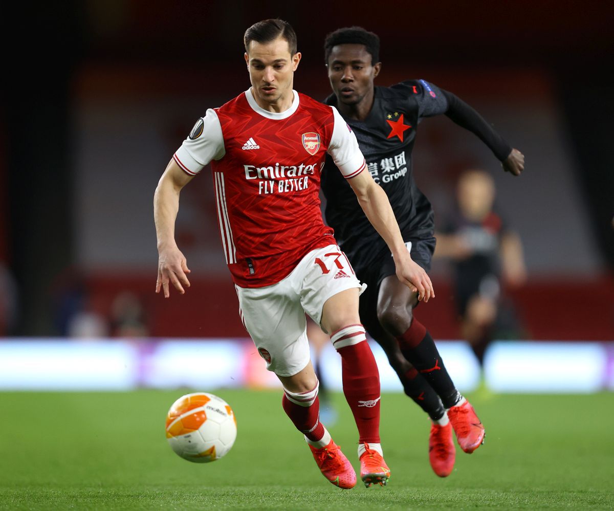 Controversă pe „Emirates” » Jucătorii lui Arsenal și arbitrul au îngenuncheat, fotbaliștii Slaviei i-au privit din picioare: „Dezgustător”