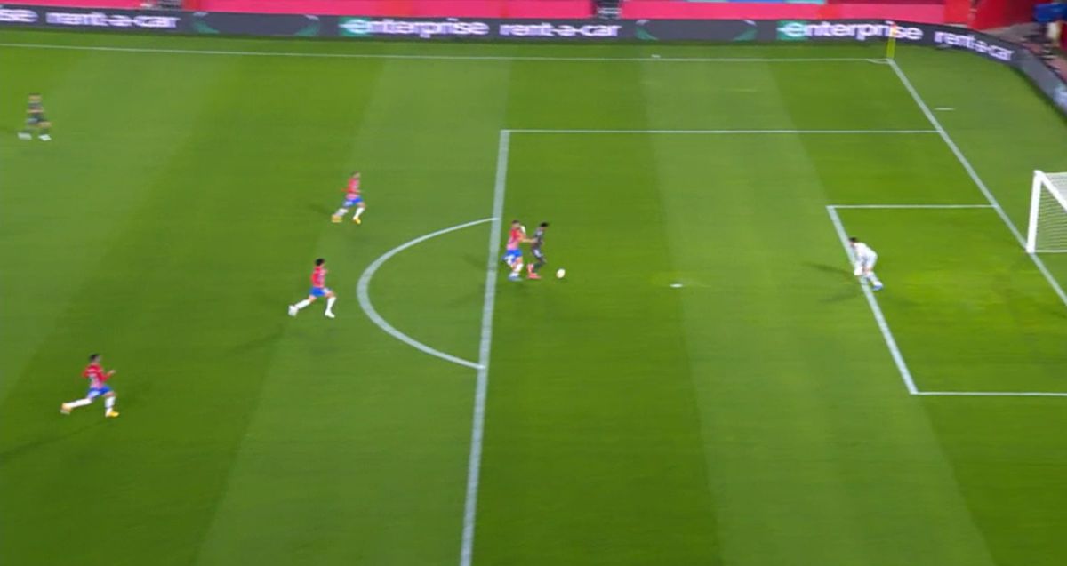 Gol de excepție marcat de Manchester United: assist din propria jumătate!