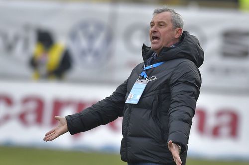 Viitorul a anunțat despărțirea de Mircea Rednic, la câteva ore după eșecul cu Poli Iași, 1-2.