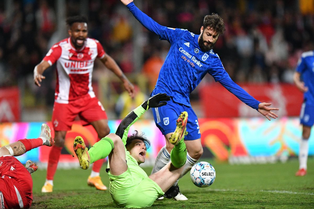 Dinamo - FCU Craiova // 08.04.2022