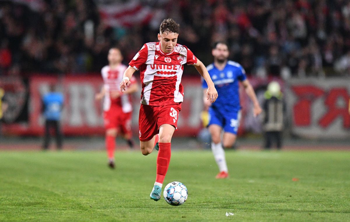 Dinamo - FCU Craiova 1-2 » „Câinii roșii”, răpuși de Compagno în prelungiri