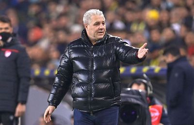 Șumudică, victorie categorică la debutul în grupele Ligii Campionilor Asiei » Olăroiu, eșec la limită în fața campioanei en-titre