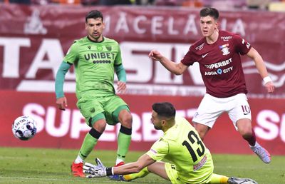 Înlocuire de ultimă oră în lotul lui Dinamo » Un jucător a părăsit cantonamentul înainte de meciul cu FCU