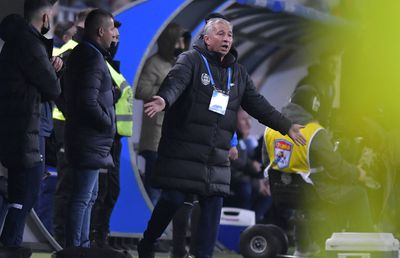 Dan Petrescu, reacție nervoasă la conferința de presă: „Nu mai înțeleg nimic! Sunt reguli care nici în Tanganyika și Tanzania nu există”