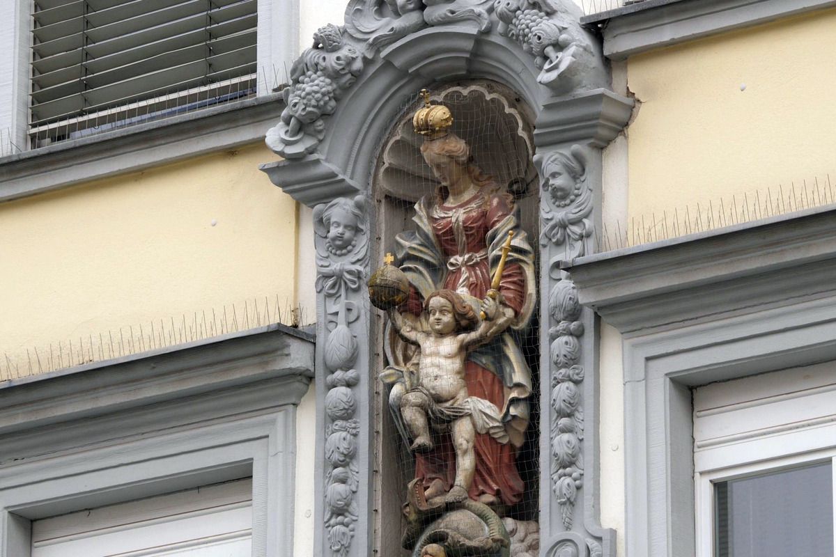 Nici covrigul nu mai e ce-a fost: un „bavarez” în Germania costă un „Grigorescu”!