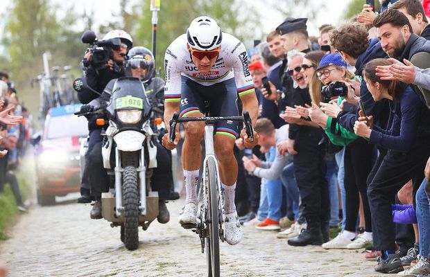 Mathieu Van der Poel își începe sezonul la Omloop Het Nieuwsblad » Cum arată programul de clasice