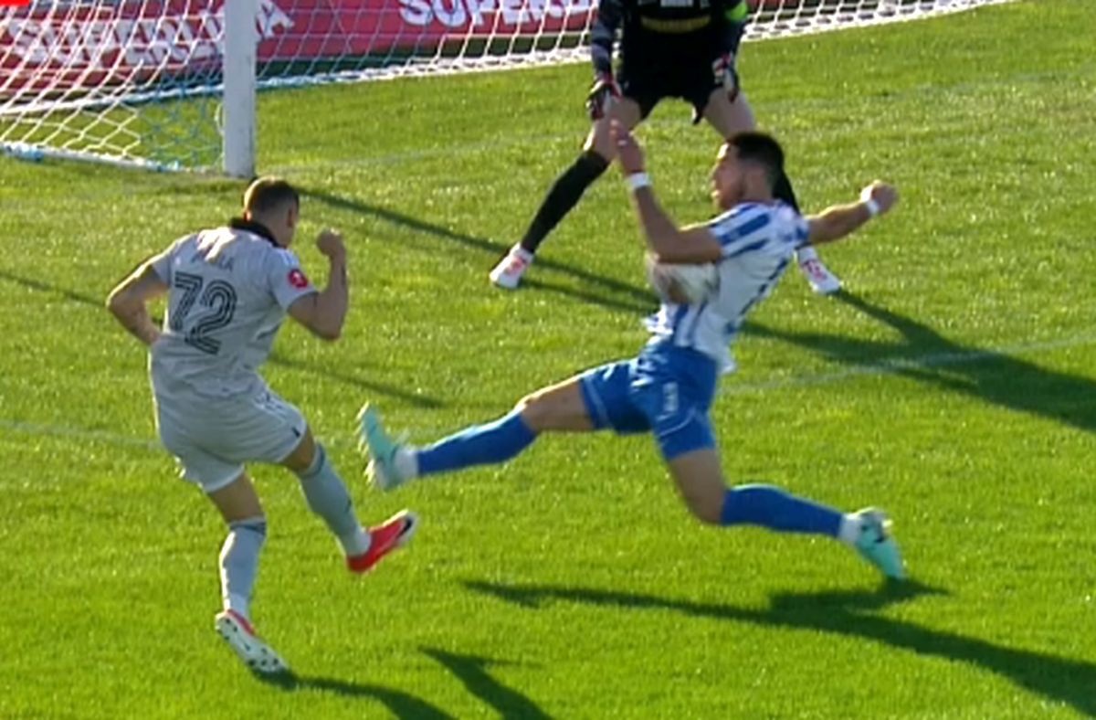 Mititelu a răbufnit la „oficială” după două decizii care au blocat VAR-ul peste 10 minute la Poli Iași - FCU Craiova: „Nu se poate așa ceva!”