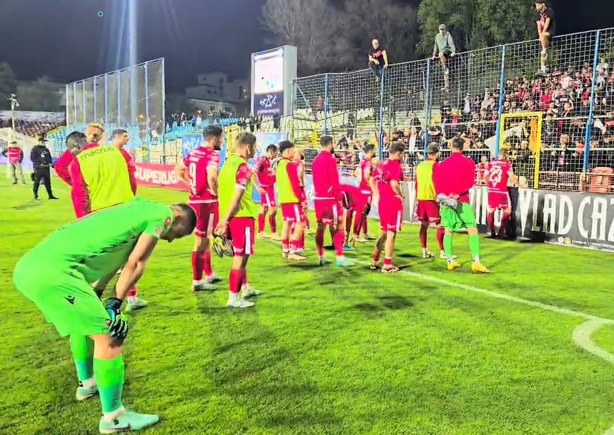 Dinamoviștii, chemați de galerie după 0-1 cu Oțelul