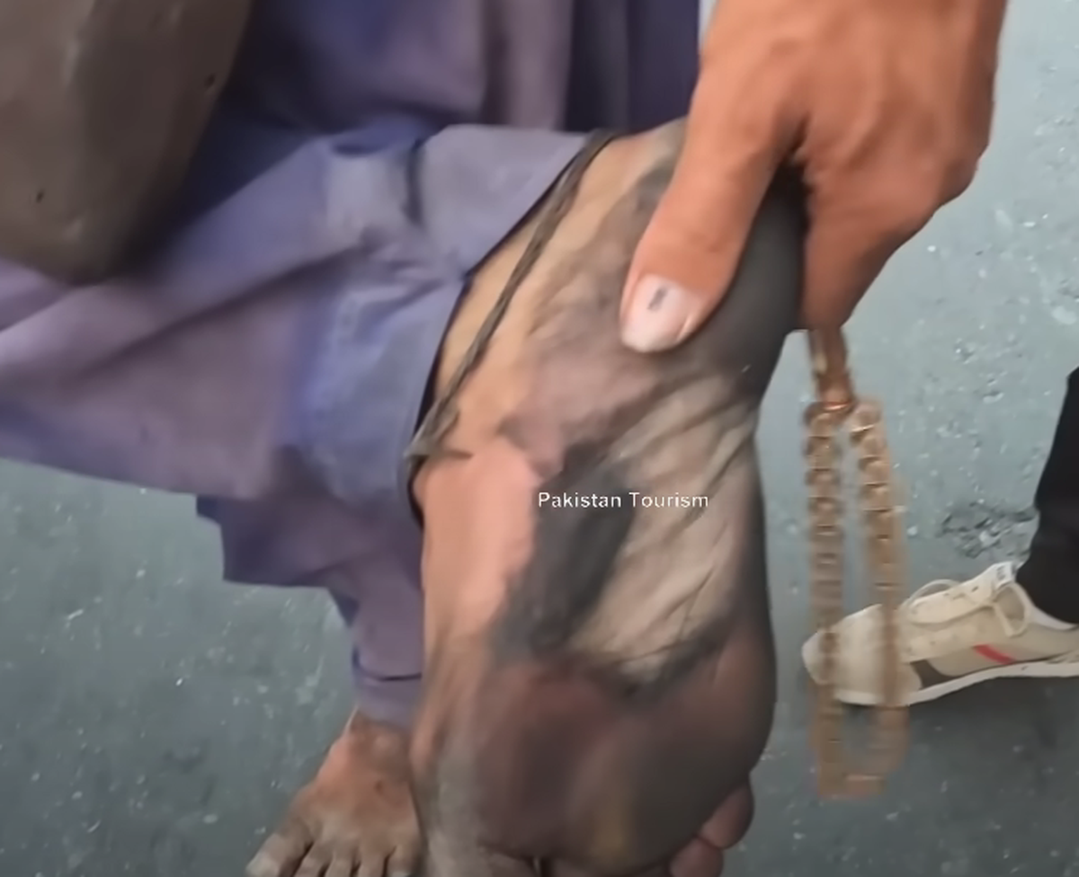 Axel Pons a renunțat la viața de pilot și arată complet diferit