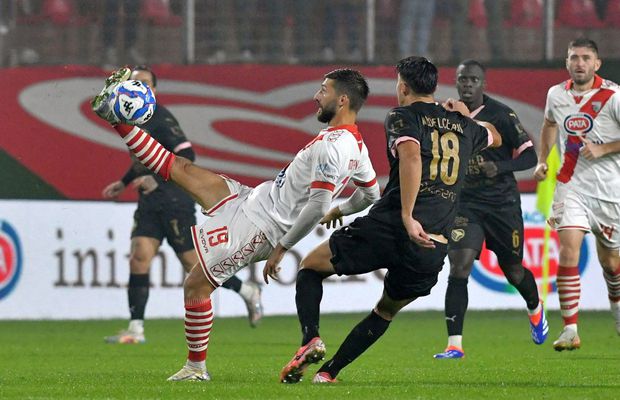 Internaționalul român a replicat pe Instagram: „Voi veni la Dinamo când voi crede cu adevărat că se poate lua titlul”