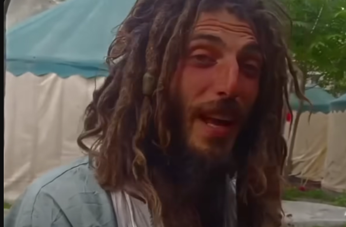 Uluitor! Fostul sportiv a mers desculț pe jos din Spania în Pakistan » Incredibil cum arată acum