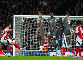 Arsenal a făcut instrucție cu Real Madrid » „Galacticii” sunt aproape eliminați din Liga Campionilor