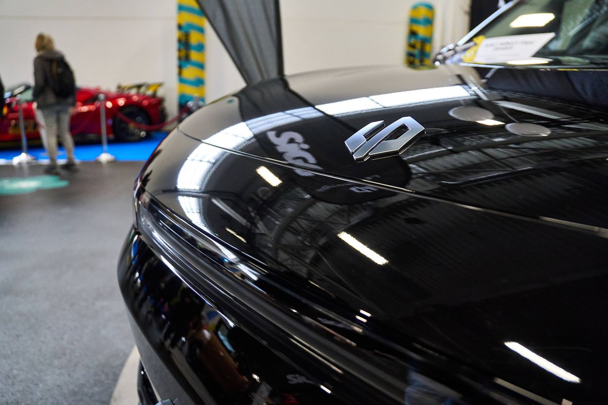 Salonul Auto de la Shanghai: China spulberă toate recordurile, cu peste 100 de modele noi, unele integrând AI-ul Deep Seek. Cele mai tari informații