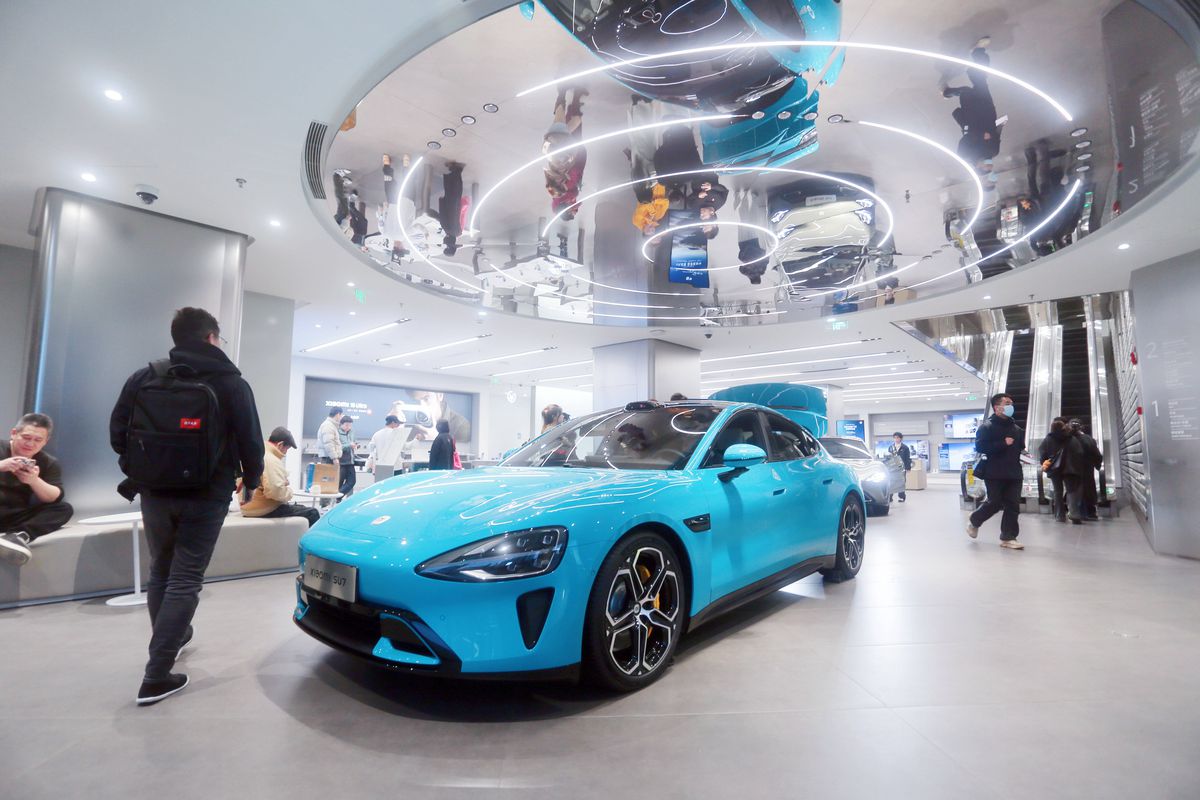 Salonul Auto de la Shanghai: China spulberă toate recordurile, cu peste 100 de modele noi, unele integrând AI-ul Deep Seek. Cele mai tari informații