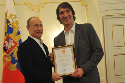 Vladimir Putin și Alex Ovechkin, în 2012/Foto: Imago Images