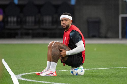 Memphis Depay acuză noua interdicție pusă de brazilieni pe terenul de joc. Foto: Imago Images