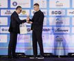 David Popovici a primit premiul de la Bogdan Matei, președinte ANS FOTO Cristi Preda
