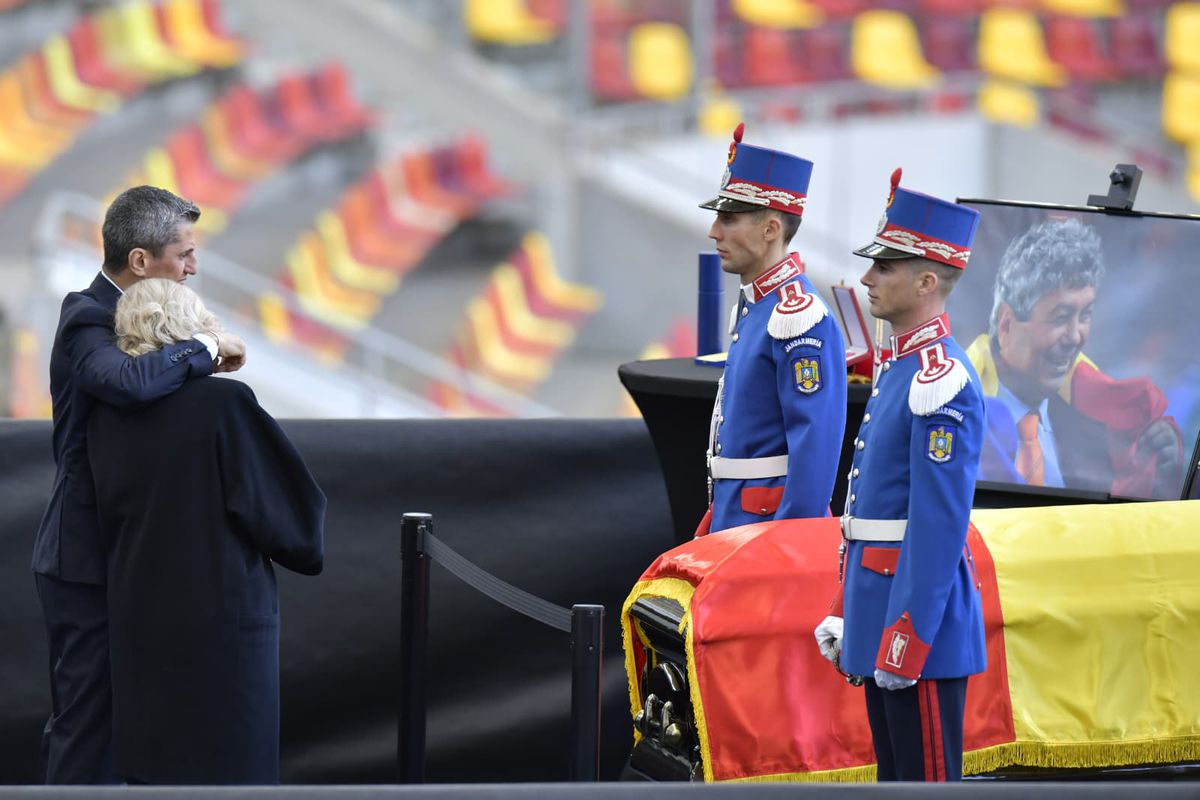 Adrian Mihalcea divulgă ultima discuție pe care a avut-o cu Mircea Lucescu: „Asta mi-a cerut înainte de meciul cu Turcia”