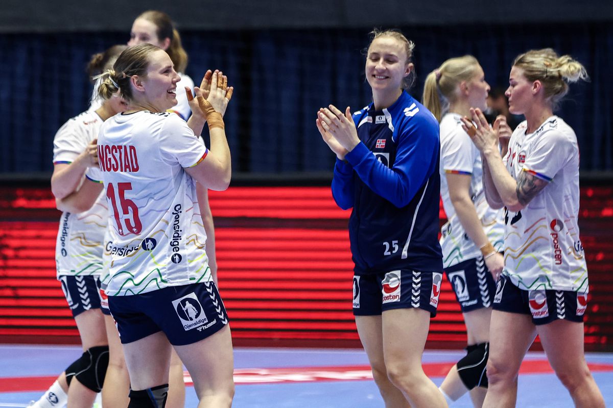 Ce s-a întâmplat în polivalenta bucureșteană, după România - Norvegia » Și-au ales eroina corectă, lacrimile Soniei și problemele selecționerului