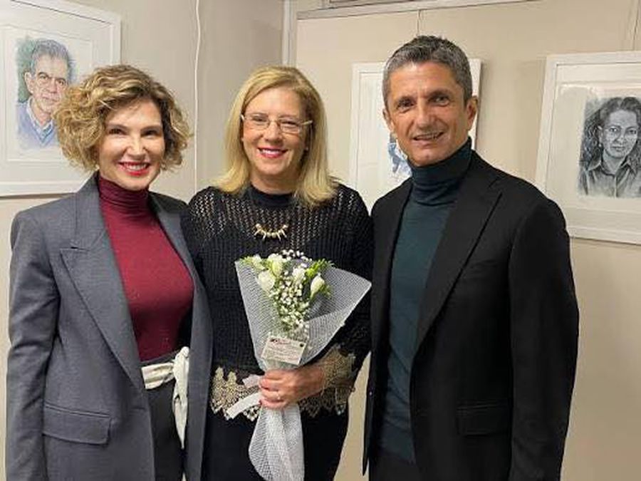 Ana-Maria Lucescu, stânga // FOTO: Facebook Familia Lucescu, mesaj după decesul celui mai titrat antrenor: „Este un moment de adâncă durere pentru întreaga familie”