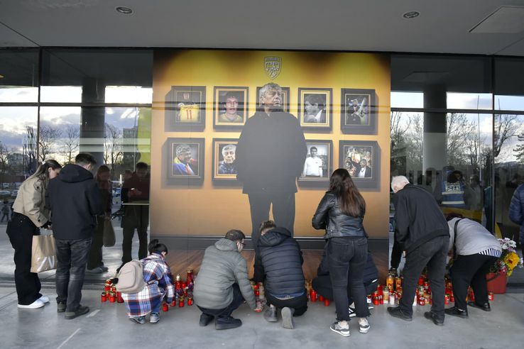 Imagini de la priveghiul lui Mircea Lucescu la Arena Națională // Foto: Cristi Preda