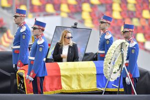 Simona Halep, Andreea Esca și Elisabeta Lipă și-au luat rămas-bun de la cel care a fost Mircea Lucescu: „Marile valori sunt din ce în ce mai puține”