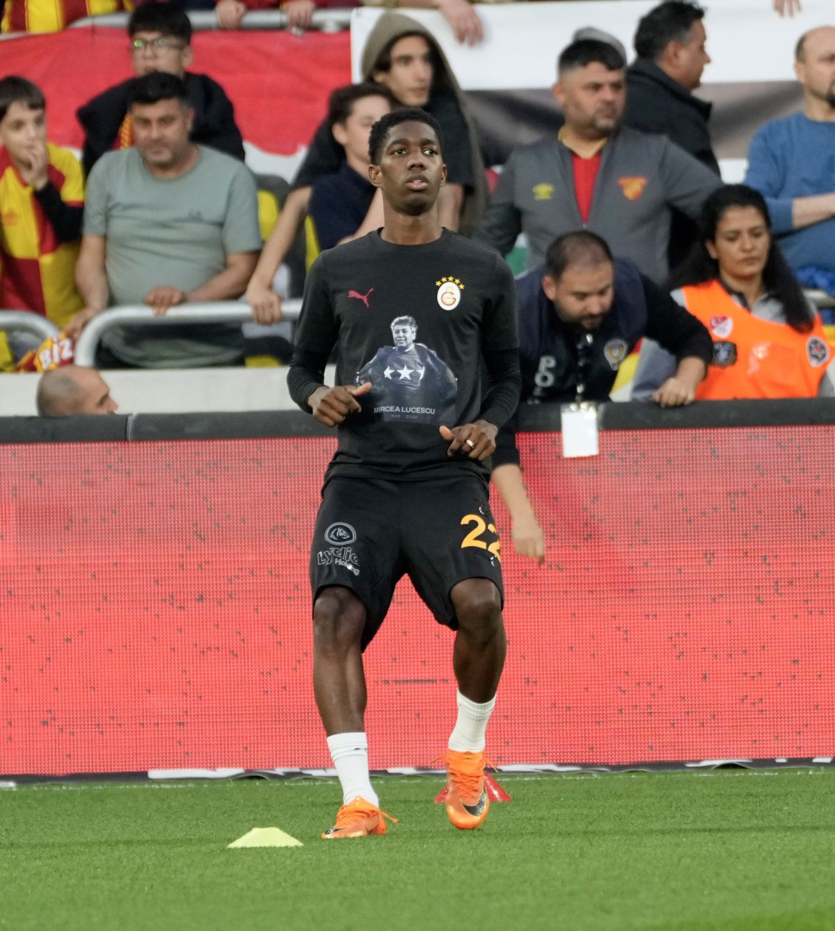 Galatasaray, gest de suflet pentru Mircea Lucescu la meciul din Turcia: „Nu te vom uita!”