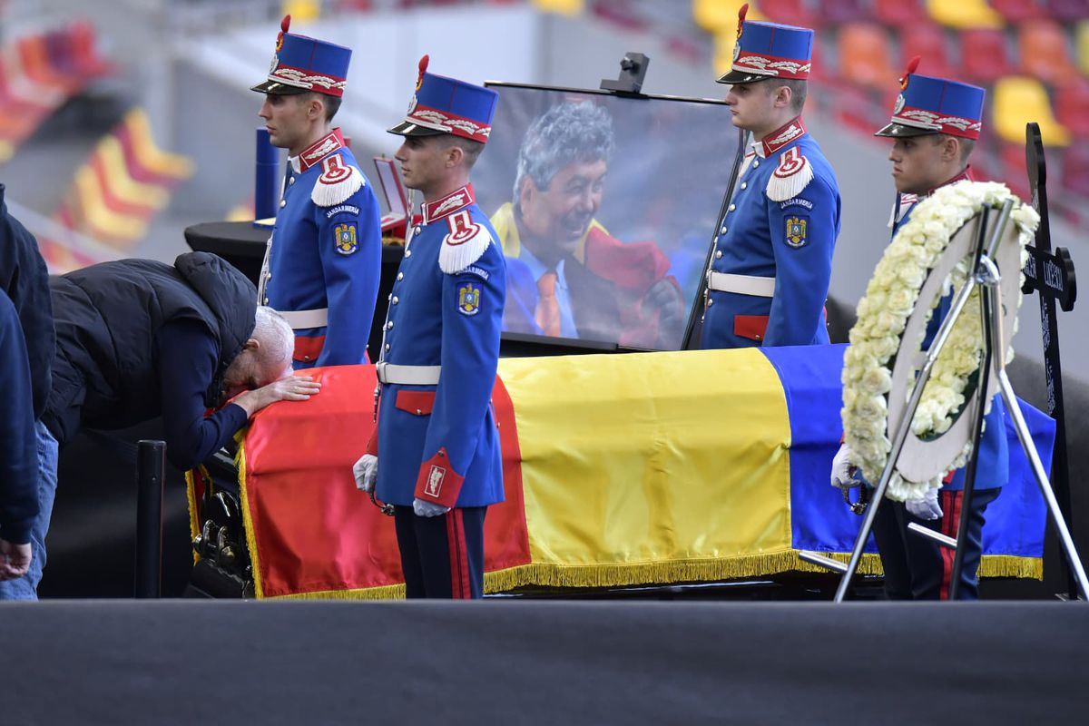 Adrian Mihalcea divulgă ultima discuție pe care a avut-o cu Mircea Lucescu: „Asta mi-a cerut înainte de meciul cu Turcia”