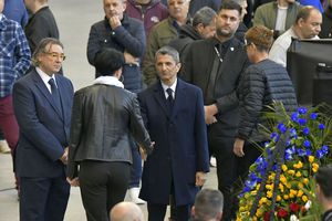 Sicriul lui Mircea Lucescu, depus azi și mâine la Arena Națională » Imagini și informații de la stadion + Când are loc înmormântarea