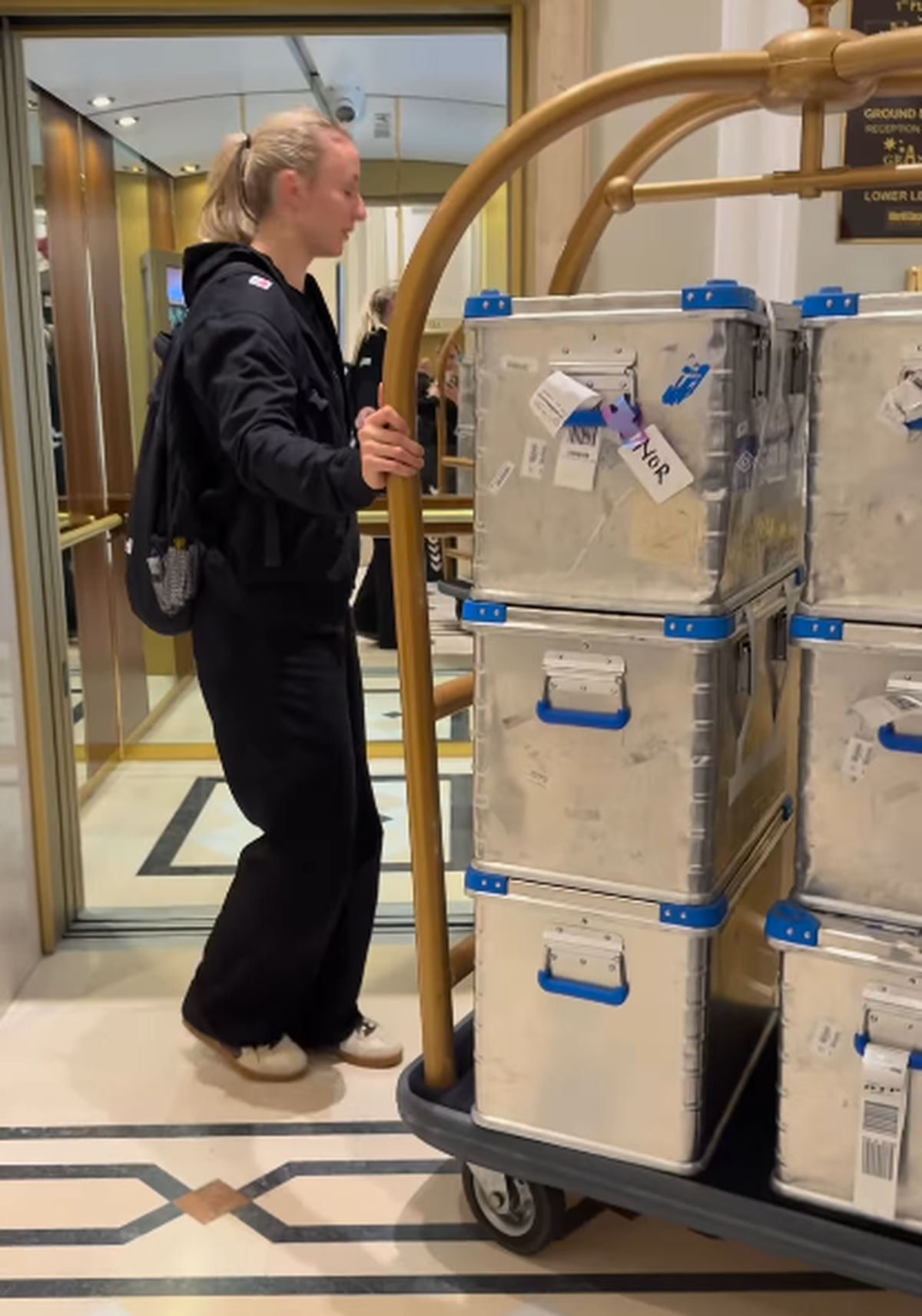 Reistad, la București