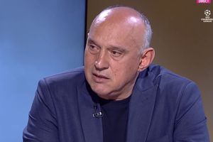 Florin Prunea a izbucnit în lacrimi în direct: „Îi sorbeam cuvintele lui Mircea Lucescu. Atunci mi-am dat seama”