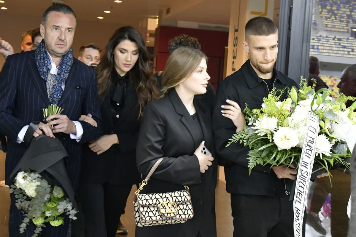 Cadre de Cristi Preda de la priveghiul lui Mircea Lucescu