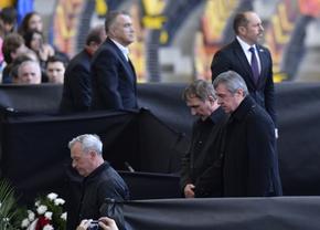 La priveghiul lui Lucescu, Gheorghe Hagi, cu vocea tremurândă: „Cel mai mare din toate timpurile!”