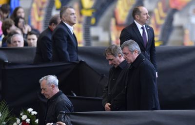 La priveghiul lui Lucescu, Gheorghe Hagi, cu vocea tremurândă: „Cel mai mare din toate timpurile!”