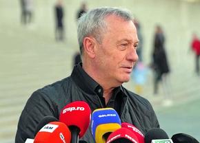 Mircea Rednic, discurs printre lacrimi la priveghiul lui Mircea Lucescu: „A venit și mi-a zis: «Crețulică»...”