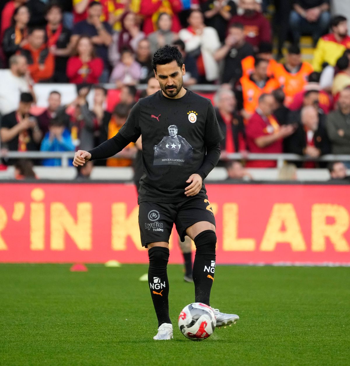 Galatasaray, gest de suflet pentru Mircea Lucescu la meciul din Turcia: „Nu te vom uita!”