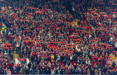 Revoltă pe Anfield! Fanii lui Liverpool amenință cu proteste după scumpirea biletelor: „Dacă vocile suporterilor nu sunt ascultate, ne vom face simțită prezența”