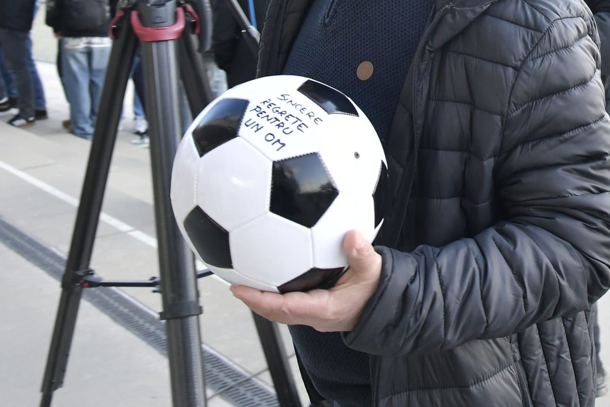 La priveghiul lui Lucescu, Gheorghe Hagi, cu vocea tremurândă: „Cel mai mare din toate timpurile!”