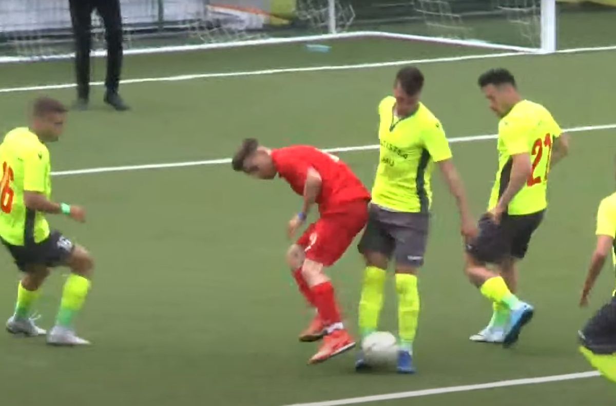 Penalty INVENTAT pentru Steaua în meciul cu Mostiștea Ulmu » Decizie de neînțeles a „centralului”: „Ne batem joc?”