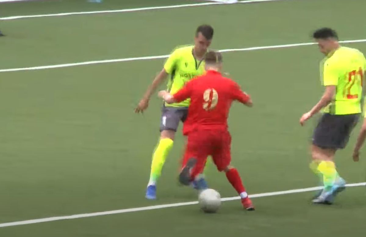 Penalty INVENTAT pentru Steaua în meciul cu Mostiștea Ulmu » Decizie de neînțeles a „centralului”: „Ne batem joc?”