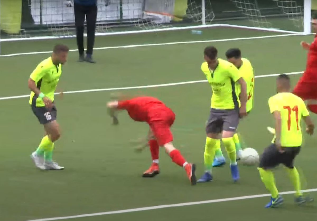 Penalty INVENTAT pentru Steaua în meciul cu Mostiștea Ulmu » Decizie de neînțeles a „centralului”: „Ne batem joc?”