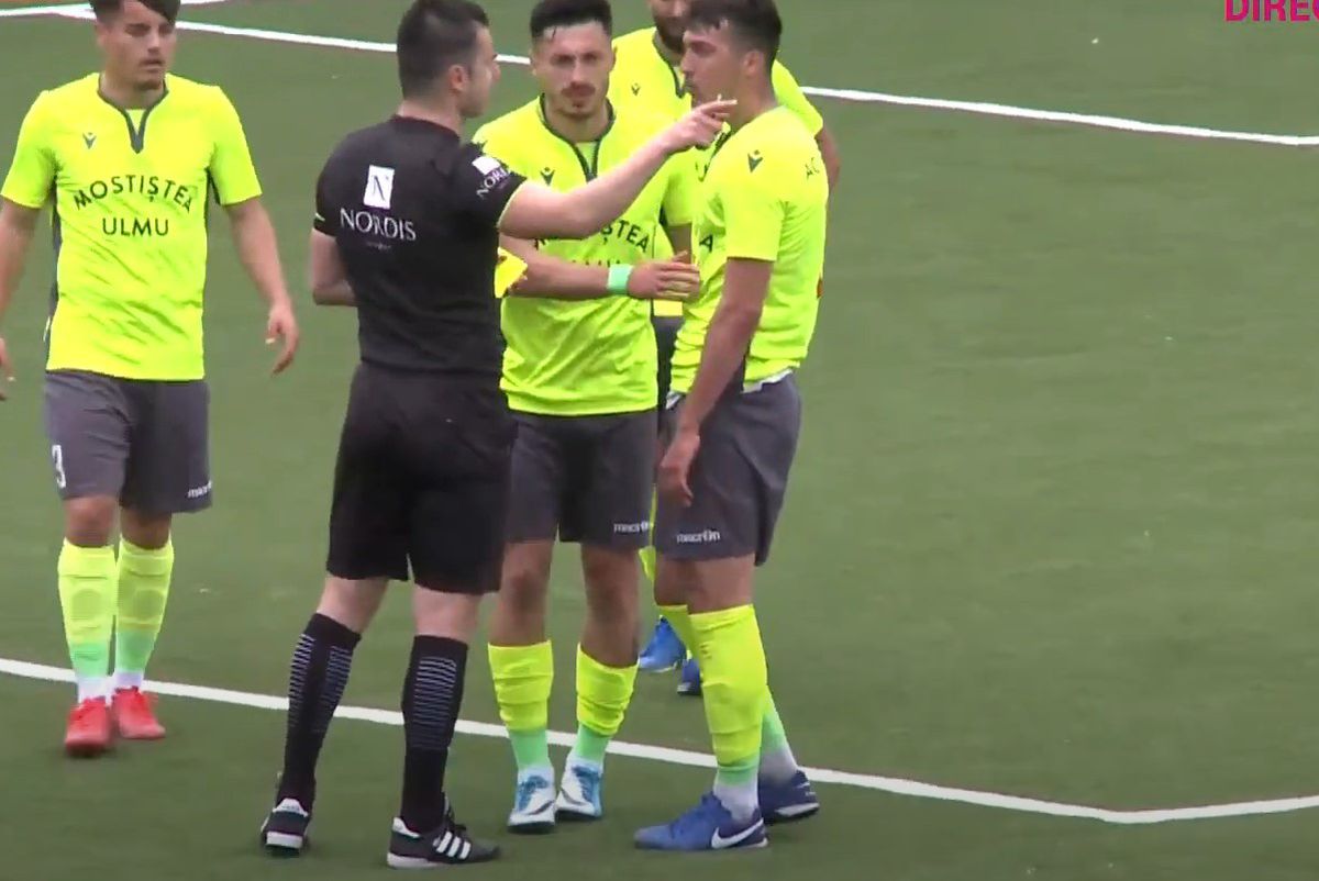 Mister elucidat! De ce a fost eliminat Acasandrei în Mostiștea Ulmu - Steaua » Gestul făcut de arbitru a creat confuzie