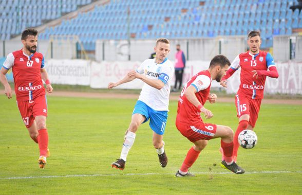 CRAIOVA - BOTOȘANI 2-3 » 5 goluri, 3 eliminări și o criză oribilă de nervi în tribune! Meci nebun pe „Ion Oblemenco”