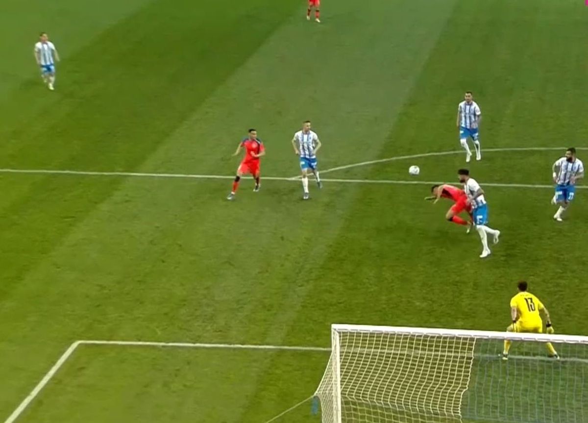 Fază controversată în Universitatea Craiova – FCSB » Formația roș-albastră a cerut penalty