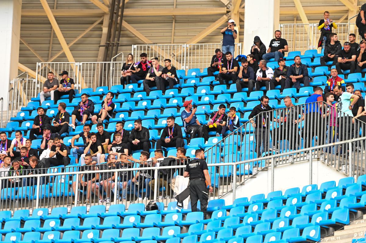 Atmosferă de vis la Universitatea Craiova - FCSB