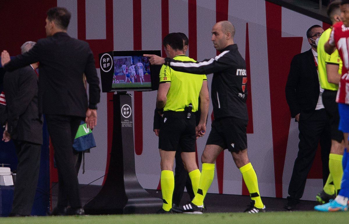 Atletico Madrid - Real Madrid 1-0 » Victorie mare în derby pentru trupa lui Simeone, care își consolidează locul de UCL